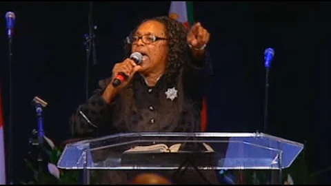 Evangelist Lorraine Langham Preaches at the 2015 P...