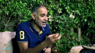 محمود البزاوي يحكي كواليس شخصية  طه القناوي في همام في امستردام | الراديو بيضحك مع فاطمة مصطفي