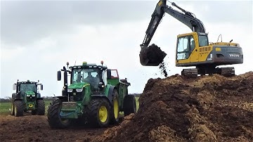 Muck Spreading by the Coast with John Deere