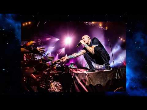 chester benningtons wife at the tribute concert