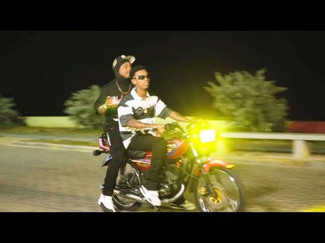Guarda Js Serna x Julio420 - Elite ( video oficial) su YouTube Guarda Js Serna x Julio420 - Elite ( video oficial) su YouTube