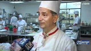 Culinary Students Cook Thanksgiving Meals For Community