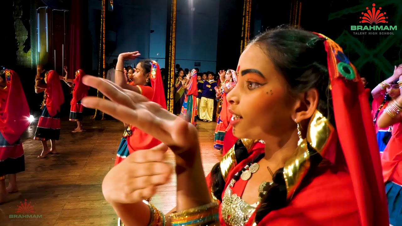 BTHS ANNUAL DAY 2019-20 - YouTube