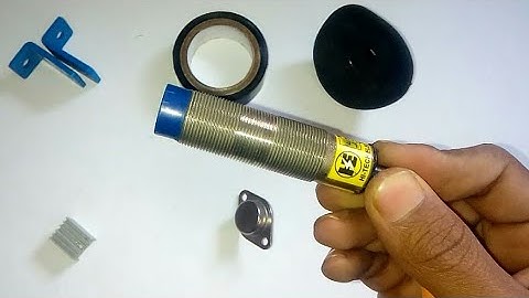 Metal Detector using PNP SENSOR