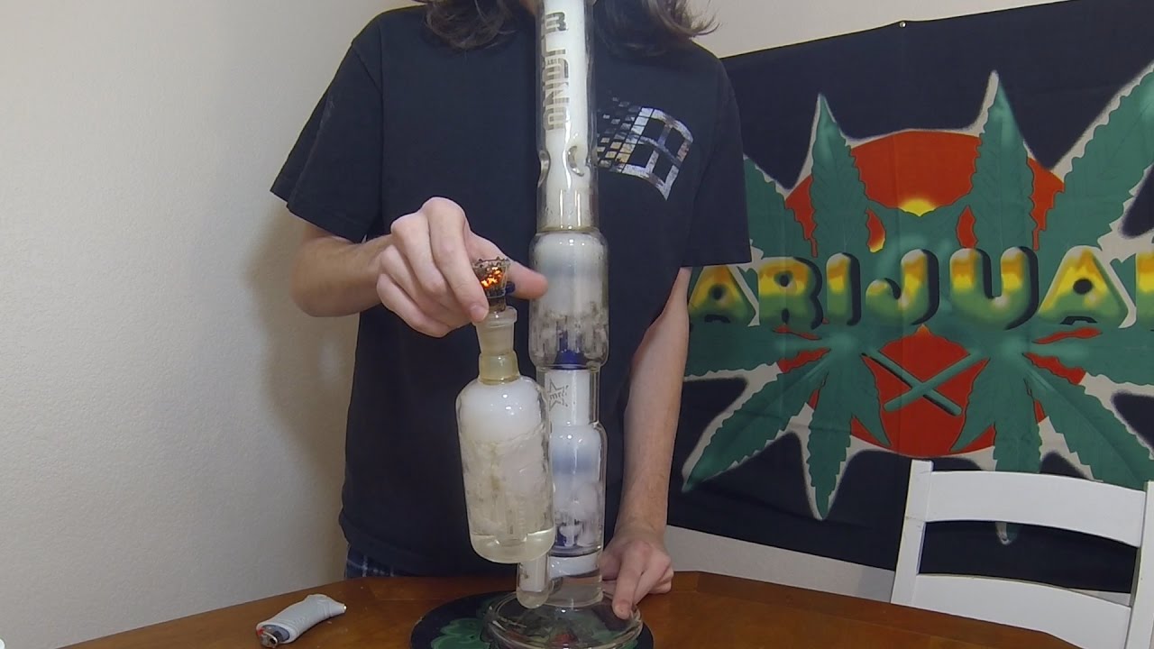 HALF GRAM BONG RIP! [6]