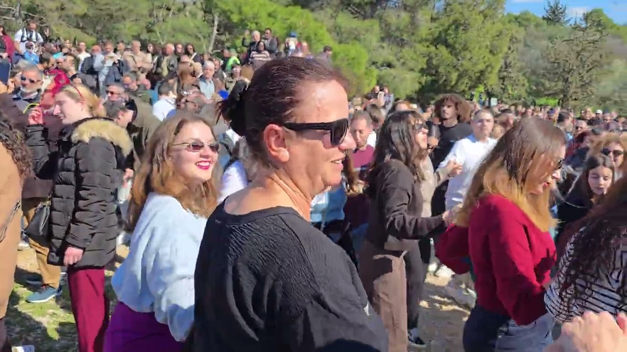 #athensgreece Clean Monday 🇬🇷💙🇬🇷#اجمل أجواء رائعة عيد يوم الاثنين 💙🇬🇷