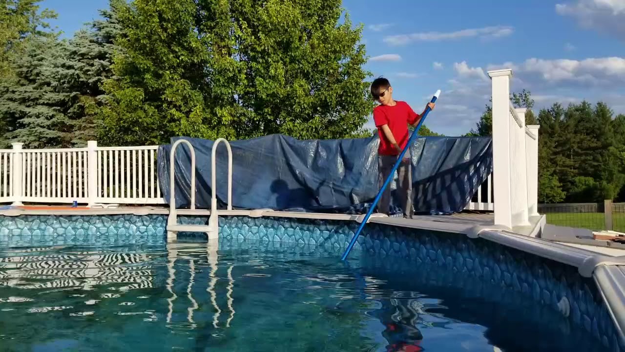 trying to clean the pool - YouTube