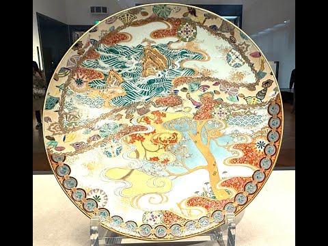 美術品鑑賞第603回【色絵金彩荒磯貝尽紅葉桜図大皿】香蘭社、辻
