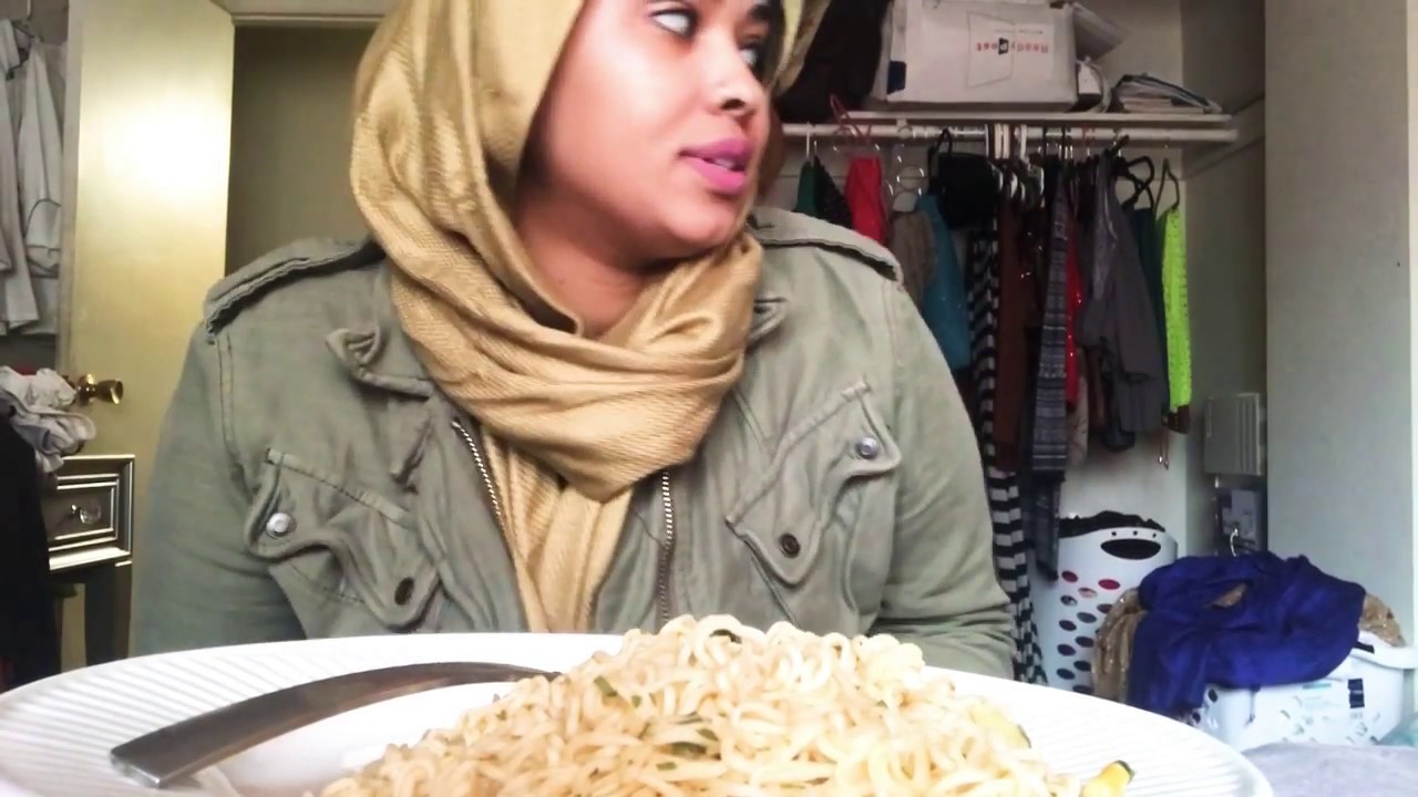 Mukbang time!: eat with me: menu: noodles+hot Cheetos+ Hot sauce ...