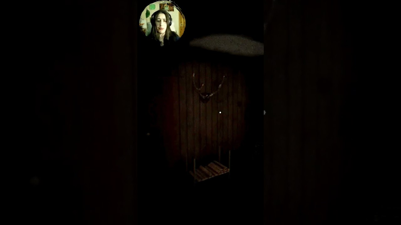 Адвокат маньяка прибыл 