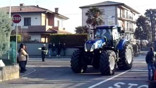 terza parte Video sfilata dei trattori a Treviolo
