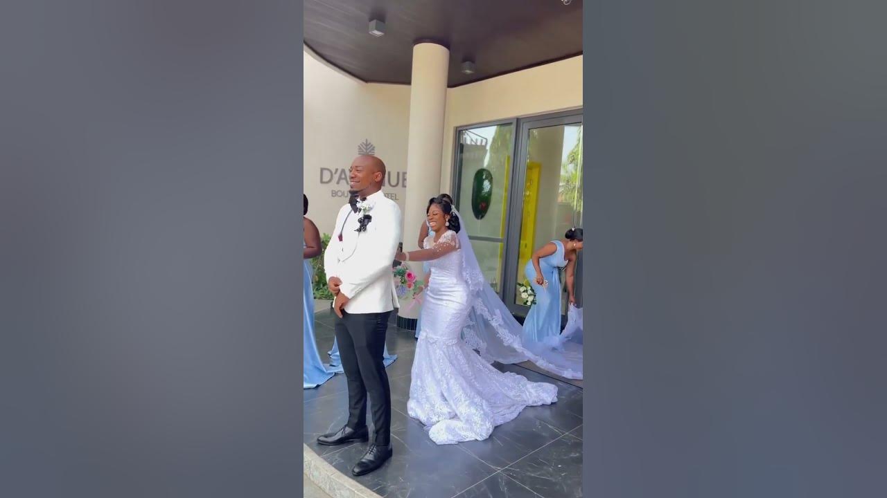 Beautiful reaction from the groom π€© #wedding #love Beautiful reaction from the groom π€© #wedding #love