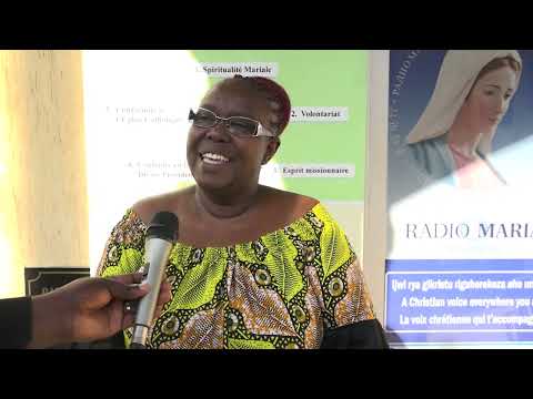 ABAHANZI BAKOMEYE BARIRIMBYE INDIRIMBO ZE. MENYA UMUHANZIKAZI MUKAMBAYIRE Tharcille.