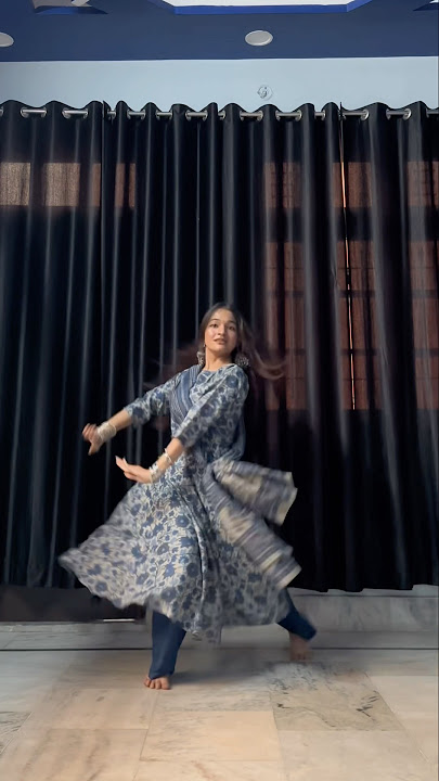 Deewani Mastani #dance #dancevideo #dancecover #trending #shortsfeed #bollywood #shortsforgoals
