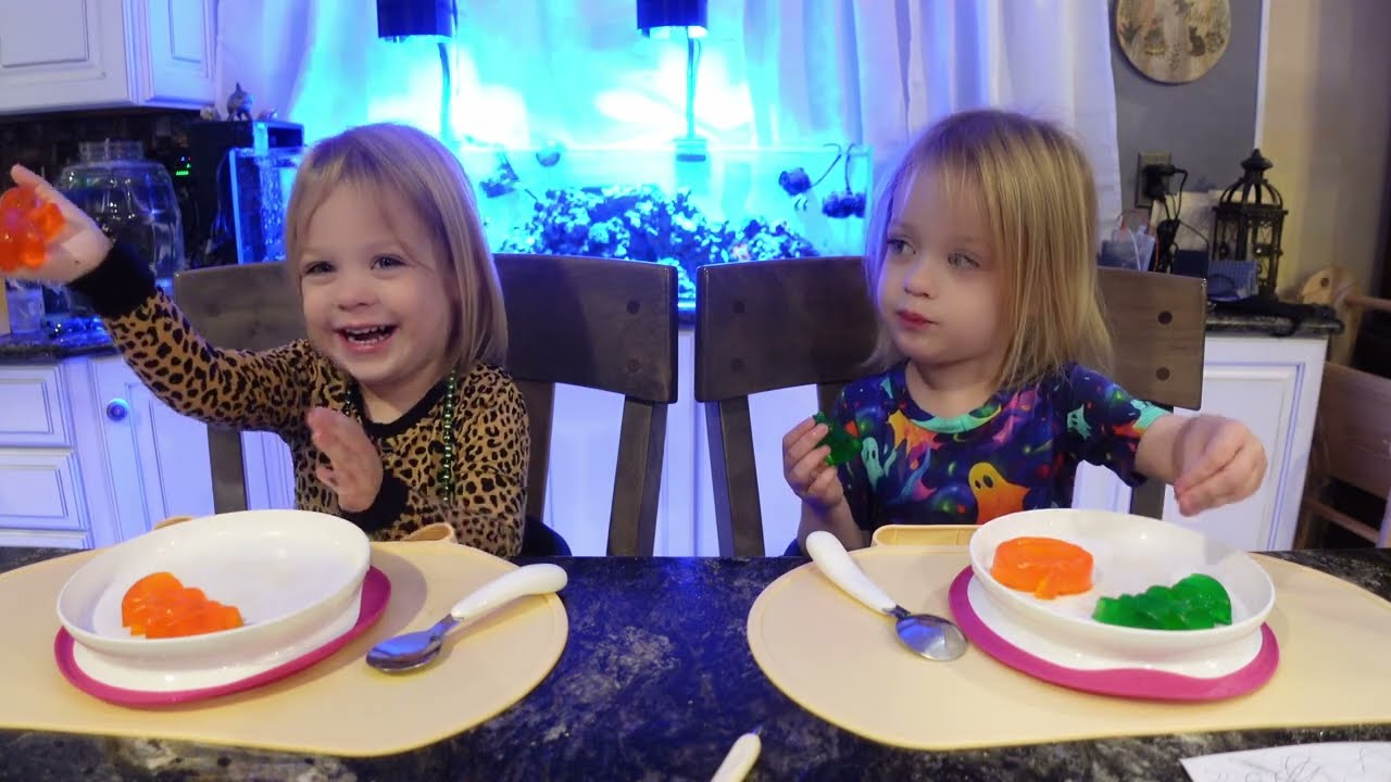 Twins revisit jello jigglers