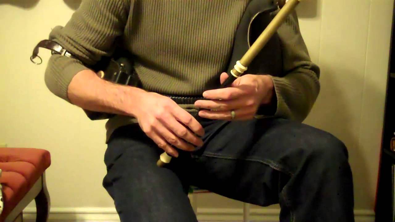 Practice set For Sale (Uilleann Pipe Works of Boston Chanter, David Daye bellows). YouTube