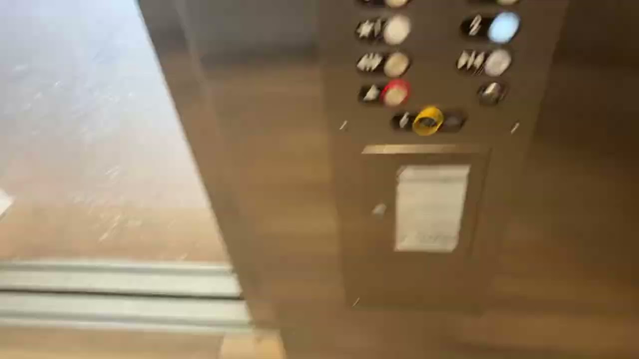 Timelaspe of Thysenkrupp Traction Elevator #2 Harbour Royale Buidling 1 - Indian Harbour Beach FL