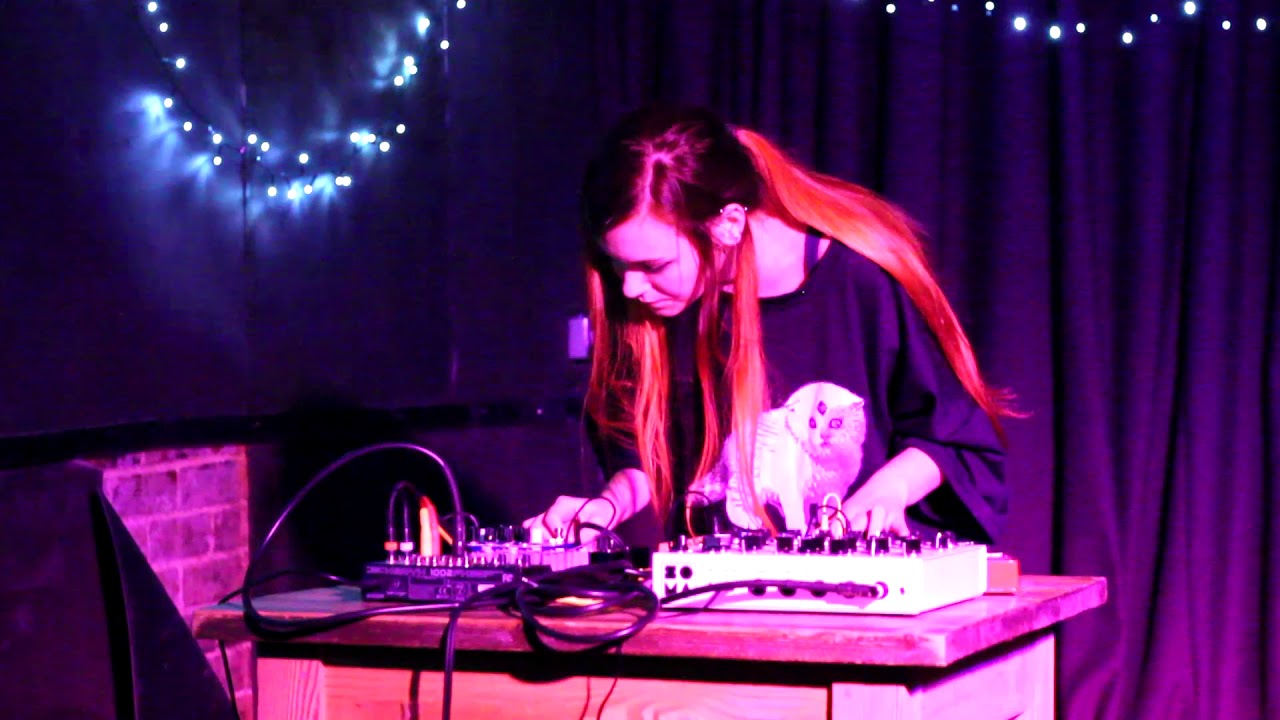 Cristiana Ilie @The Tin Music and Arts 15.09.19 (1) adlı videoyu YouTube'da izle Cristiana Ilie @The Tin Music and Arts 15.09.19 (1) adlı videoyu YouTube'da izle
