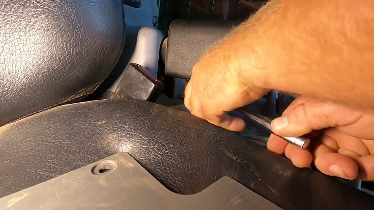 Kubota SVL Blower Fan Speed Switch Replacement - YouTube