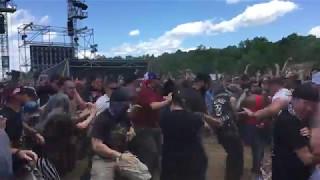 1 - Aggressive - Beartooth (Live at Carolina Rebellion: Day 3 - 5/07/17)
