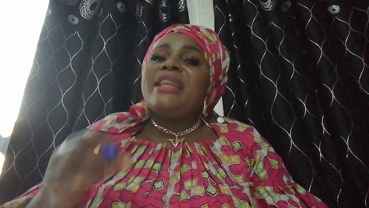 Mokili makambo muana Kin abotoli mobali ya muana poto main nzambe asali Bikamua papa azongi ndaku 🙏