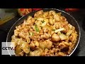 Китайская кухня: Жаренные кусочки курицы в соевой пасте