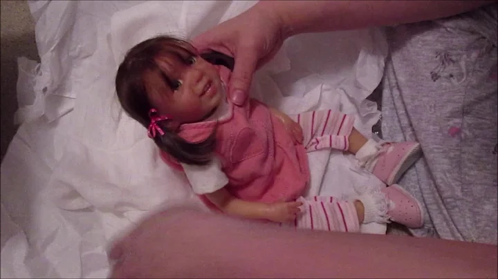 *SHE CAME BACK!* Silicone Box Opening Little Big K...