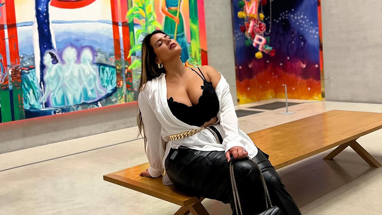 Claudia Rojas Beautiful Curvy Model | Plus Size Social Media