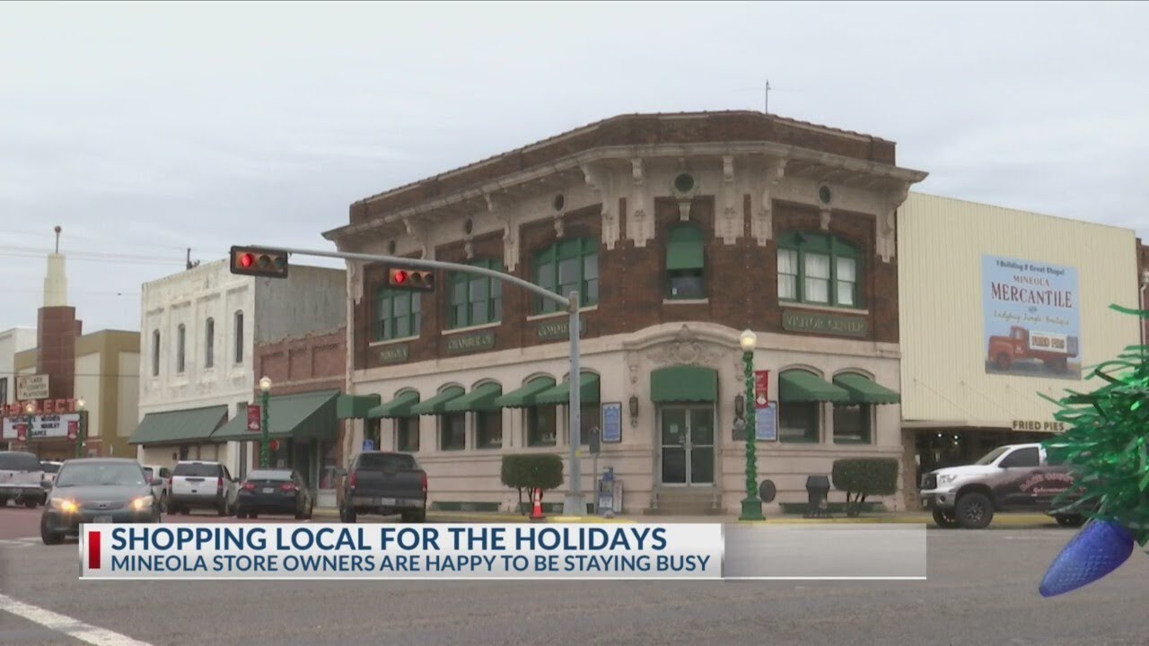 Small businesses in Mineola find success in holiday season YouTube