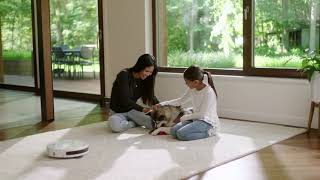 New season, new cleaning technology. The 2-in-1 BISSELL® SpinWave® Robot vacuums OR mops.