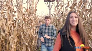 Juice and Java Visits a Pumpkin Patch! | Juice and Java Wealth