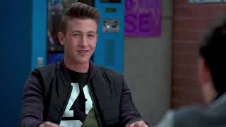 Andi Mack - A walker to remember - clip3