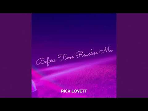 Rick Lovett shares A Moment with Tracy & the Big D on Fraser Coast Fm, May 2024