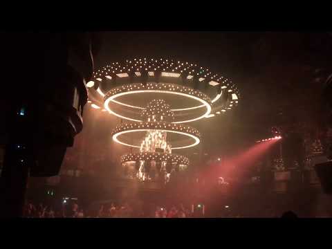 Video: Cluburi de noapte în aer liber din Las Vegas