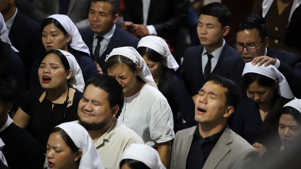 BAZAR BIAL PYD..ALTAR CALL, BORUAK NUAM EM EM MAI...THLARAU NASA TAK IN A THLENG.ARMED S. BIAKIN.