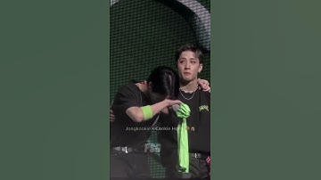 Felix crying and Bangchan hugs him🥺 | mockingbird #kpop #skz #felix #bangchanbestleader #shorts#fyp