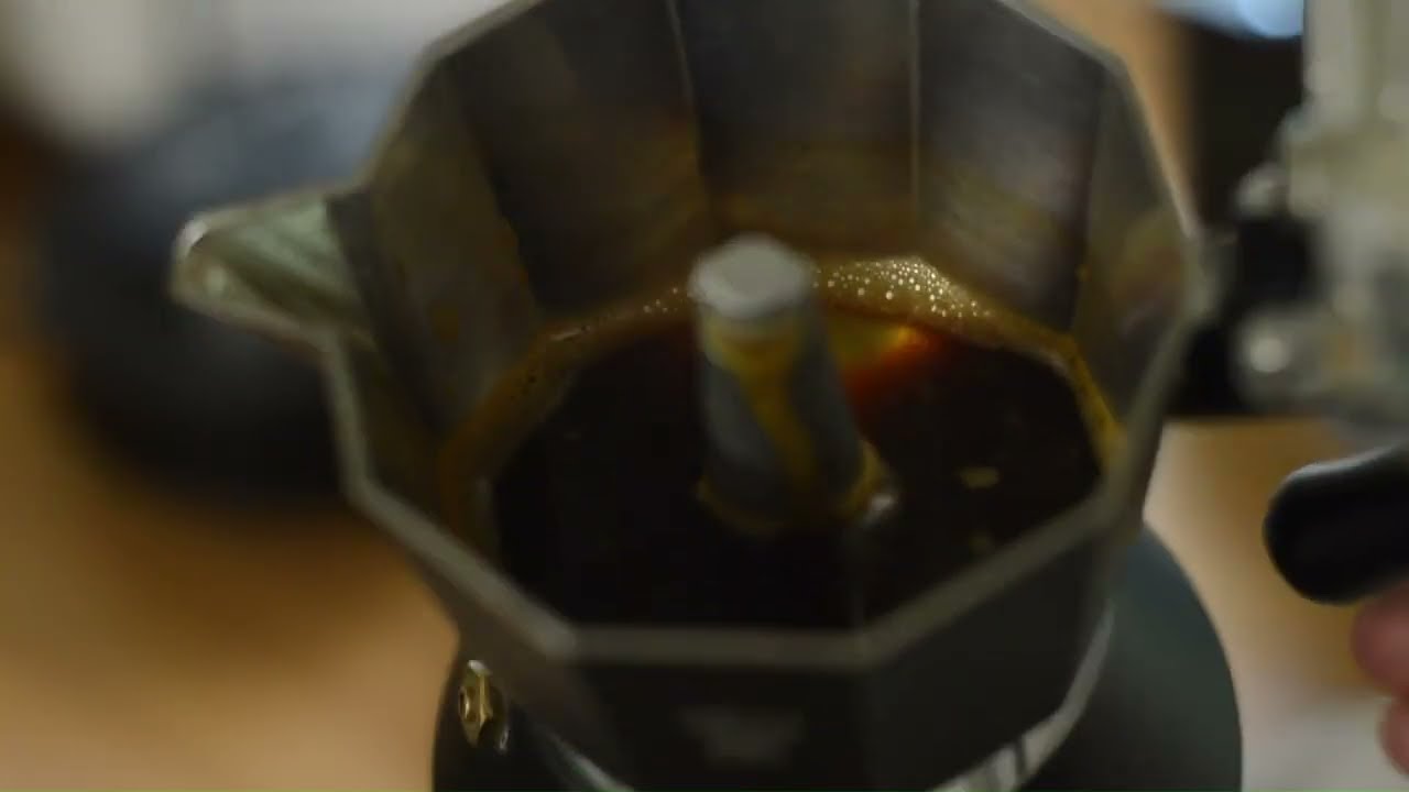 Summer brew with Moka Pot.