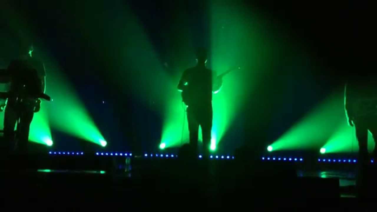Guarda alt-J - Dissolve me @ Offenbach, Germany (07.02.15) su YouTube Guarda alt-J - Dissolve me @ Offenbach, Germany (07.02.15) su YouTube