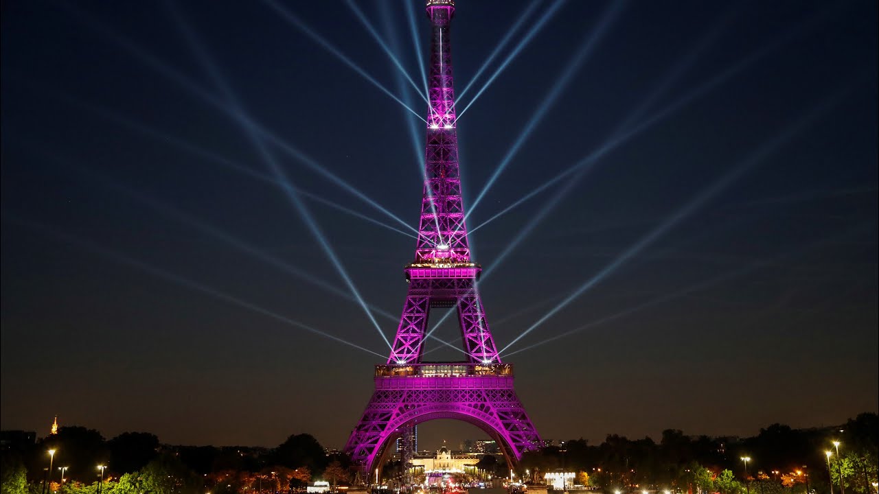 La Tour Eiffel fête ses 130 ans avec un spectacle son et lumière