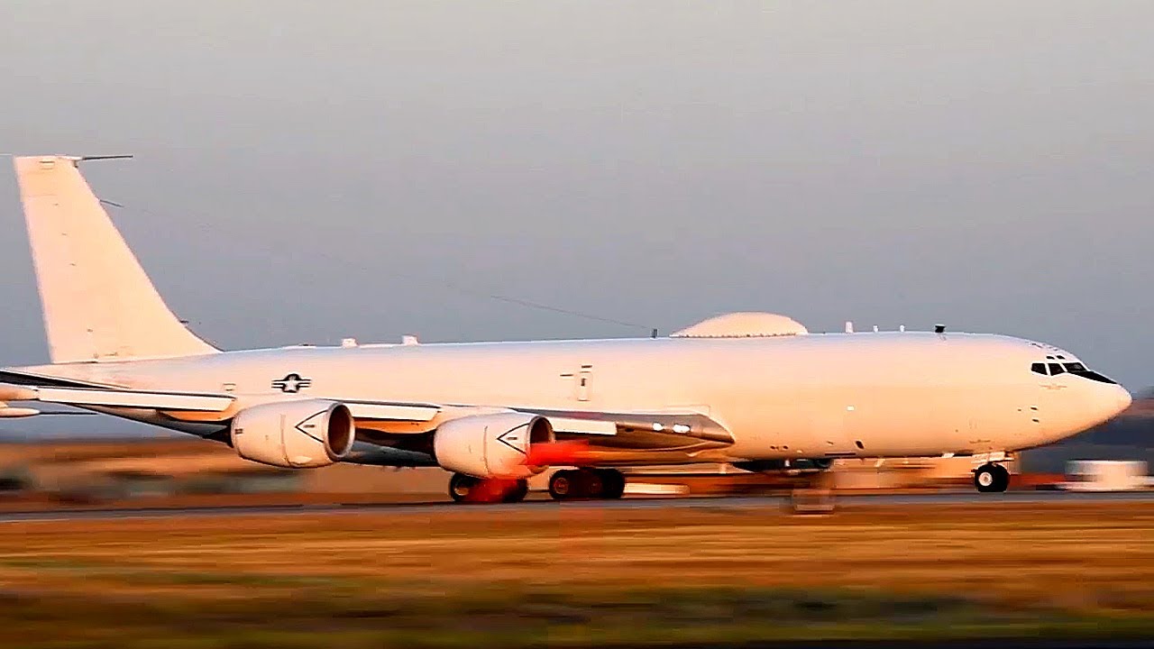 E6B Mercury DOOMSDAY PLANE takeoff • Command & Control Redundancy