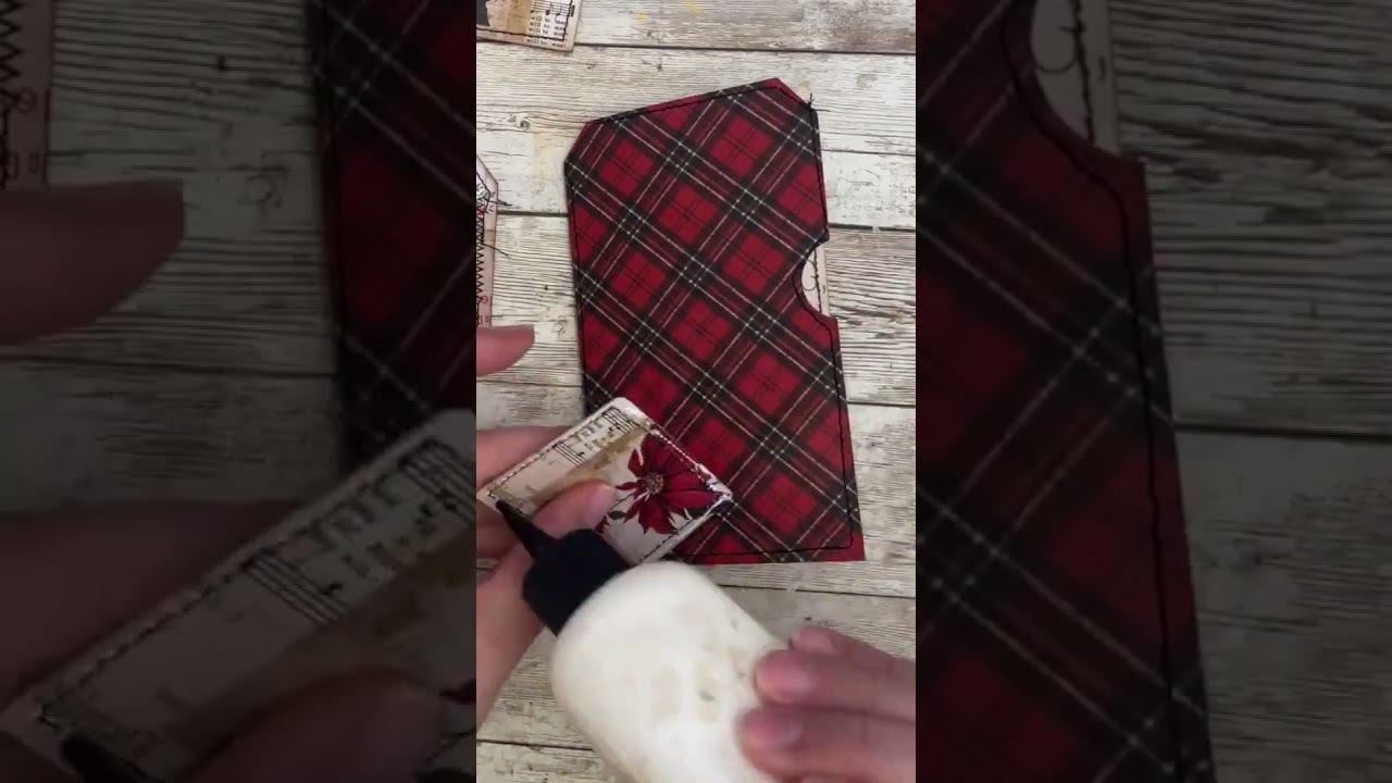 Tim Holtz Tag - 25 Days of Christmas Tags - DAY 2