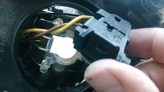 Fiat 500, Headlight Bulb Replacement