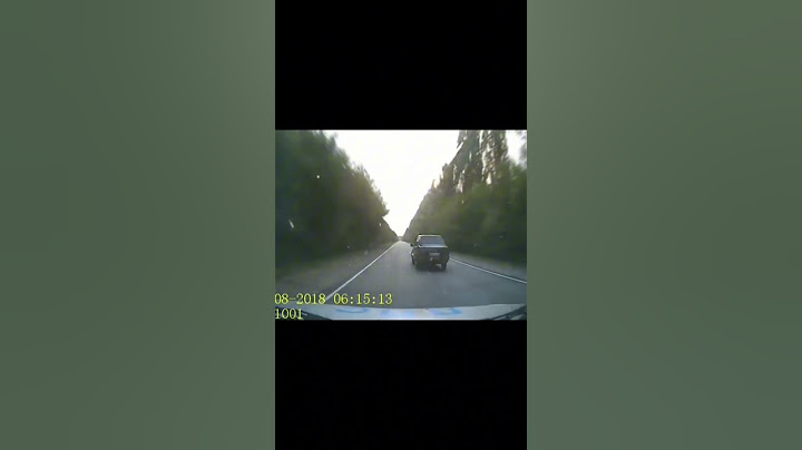 водитель ВАЗ-21099 разбил два патрульных автомобиля сотрудников ДПС, после чего скрылся #21099