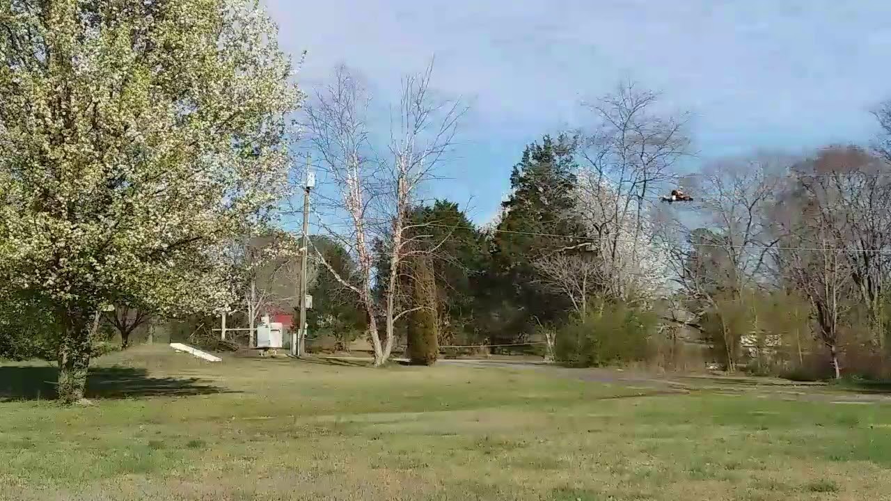 REDCAT CARBON 210 fly by