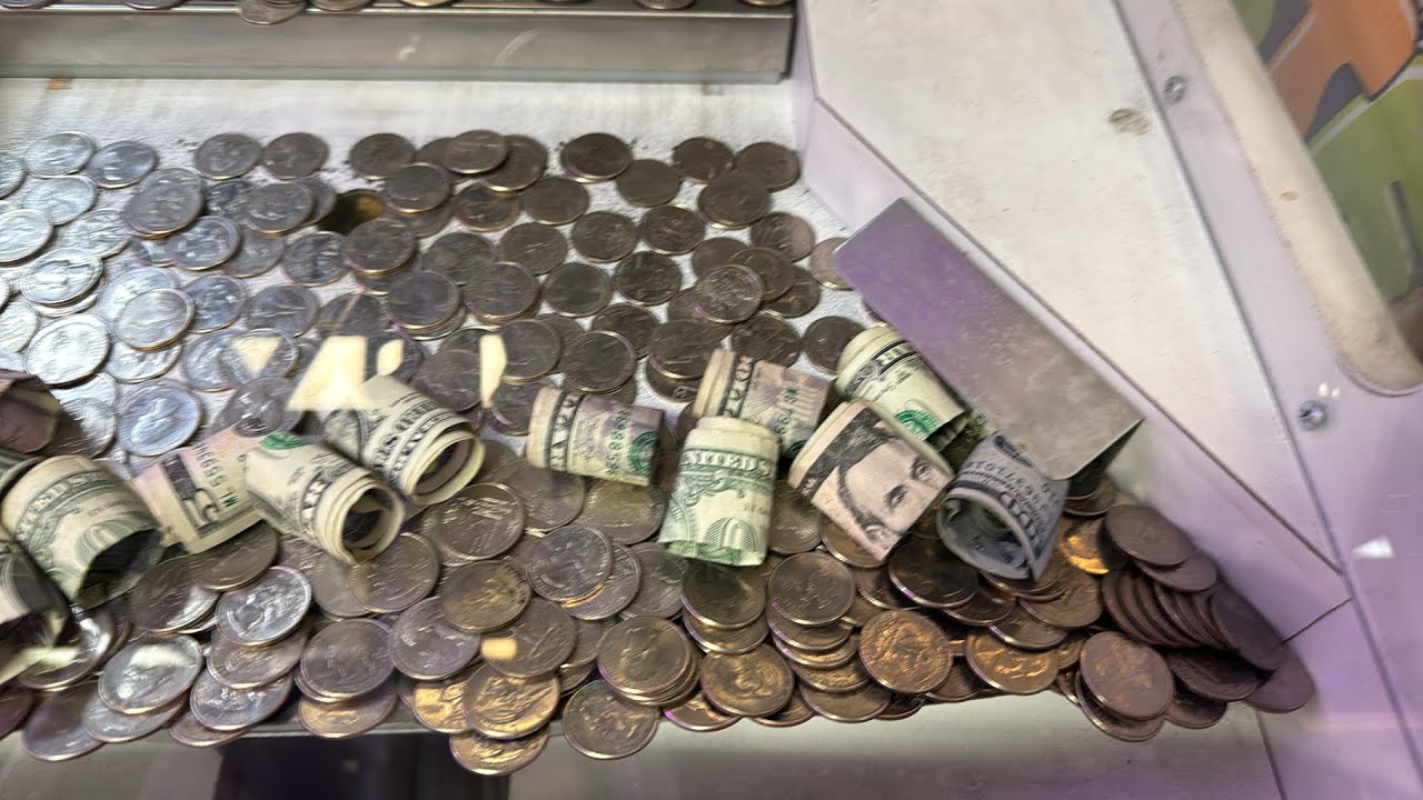 LIVE AT THE BOWLING ALLEY COIN PUSHER! | JJGeneral1 Arcade