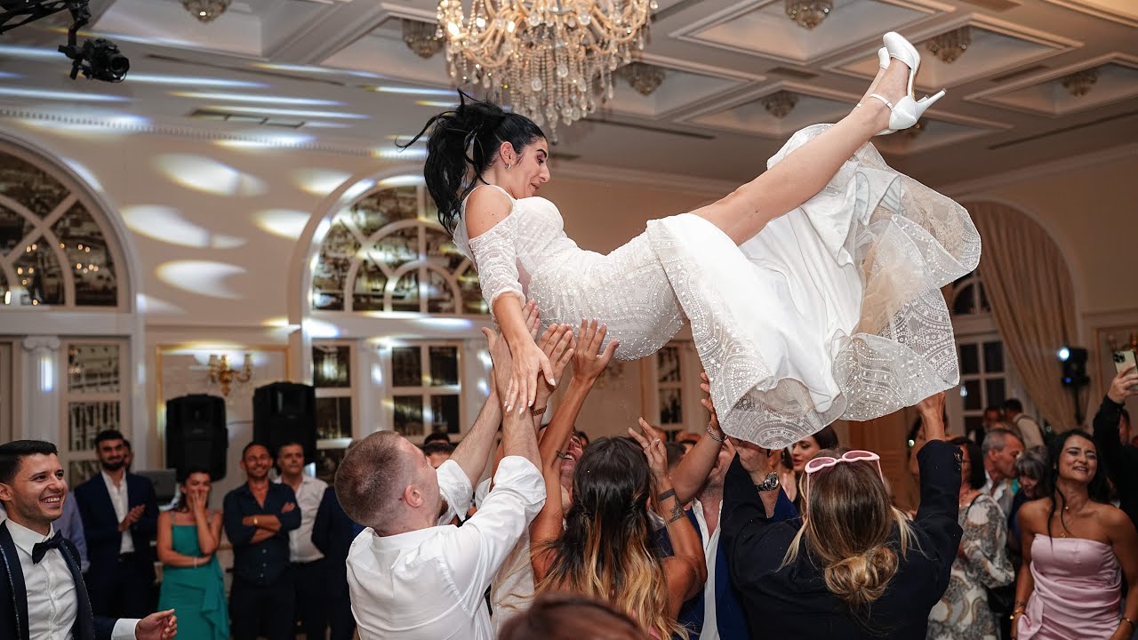 Nusja Italiane Kendon Xhamadani Vija Vija me Mateus Frroku , Super Atmosfer