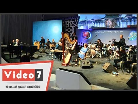 بالفيديو الموسيقار عمر خيرت يعزف موسيقى فيلم قضية عم أحمد