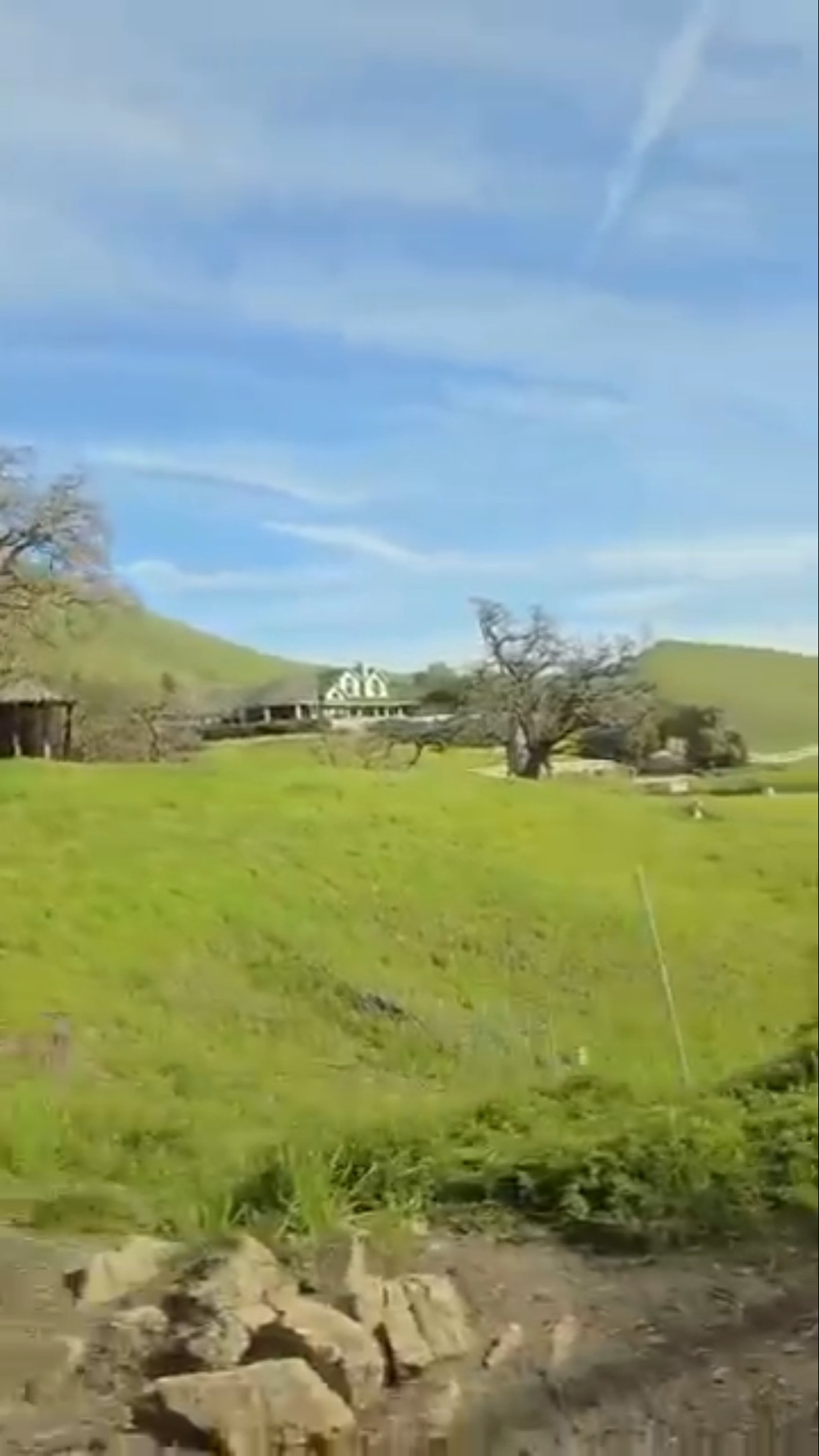 raधे raधे🙏🙏 - ShareChat