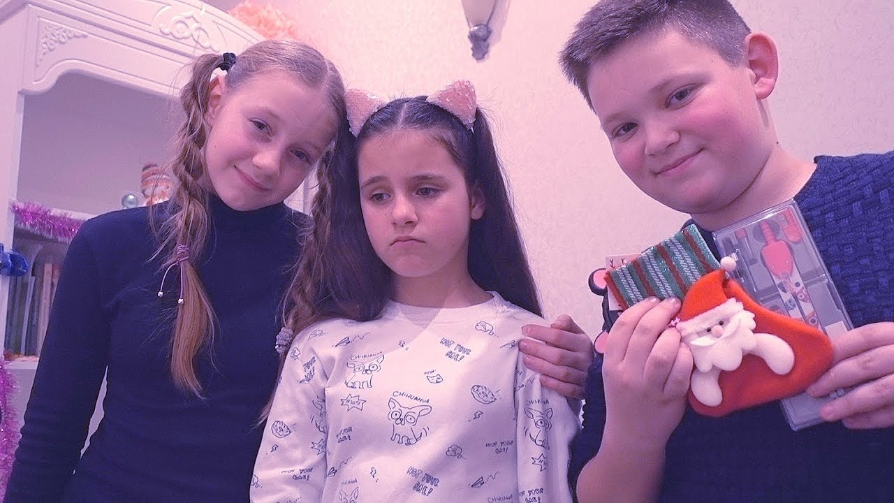 даша кошкина ДАША ОСТАЛАСЬ БЕЗ ПОДАРКА?! Новогоднее НАСТРОЕНИЕ ...