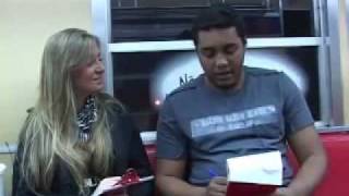 Gastando o arsenal de cantadas - Xaveco no Metrô screenshot 4